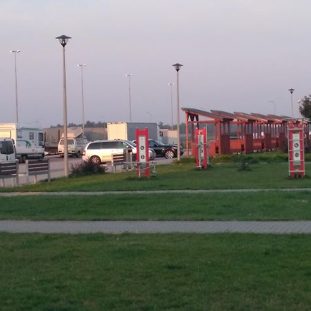 Hotel Nowostawy MOP A2 Nowostawy Dolne Zewnętrze zdjęcie
